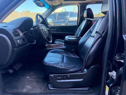 Used 2007 Chevrolet Avalanche LTZ w/ LTZ Preferred Equipment Group image 11