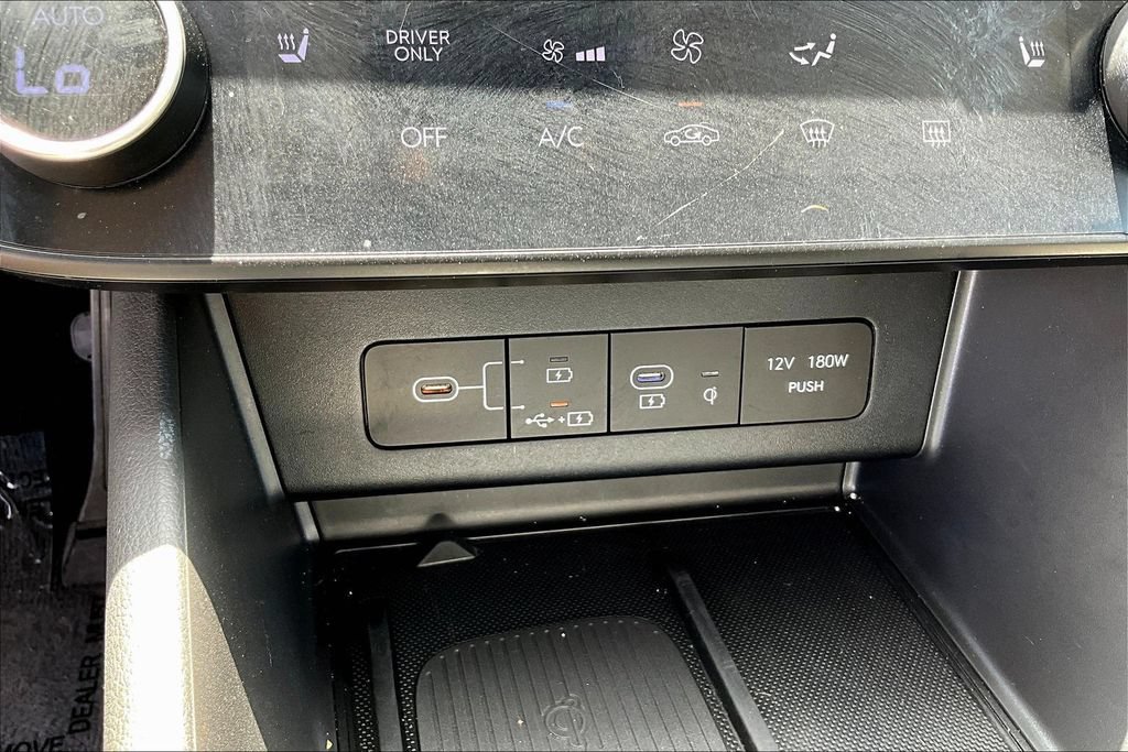 Used 2025 Hyundai Sonata SEL FWD image 17