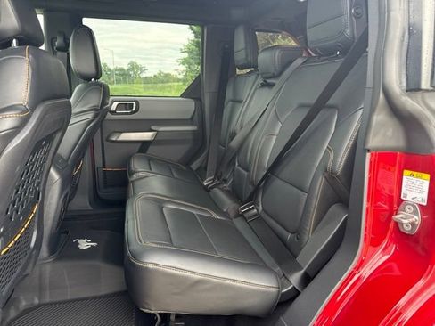 Certified 2021 Ford Bronco Badlands AWD/4WD image 11