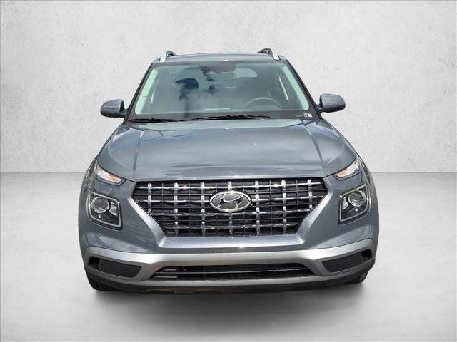 New 2026 Hyundai Venue SEL FWD image 2