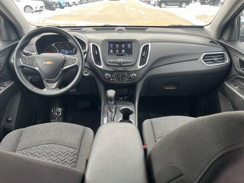Used 2024 Chevrolet Equinox LT image 50