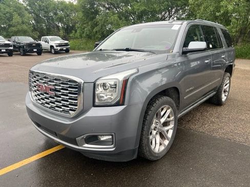 Used 2020 GMC Yukon Denali w/ Denali Ultimate Package AWD/4WD image 4