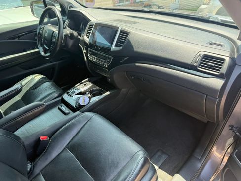 Used 2016 Honda Pilot Elite image 16