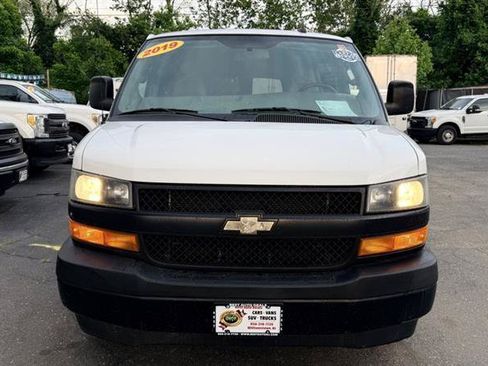 Used 2019 Chevrolet Express 3500 LS RWD image 7