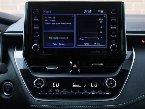 Used 2022 Toyota Corolla XSE FWD image 35