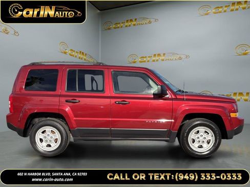 Used 2016 Jeep Patriot Sport image 4