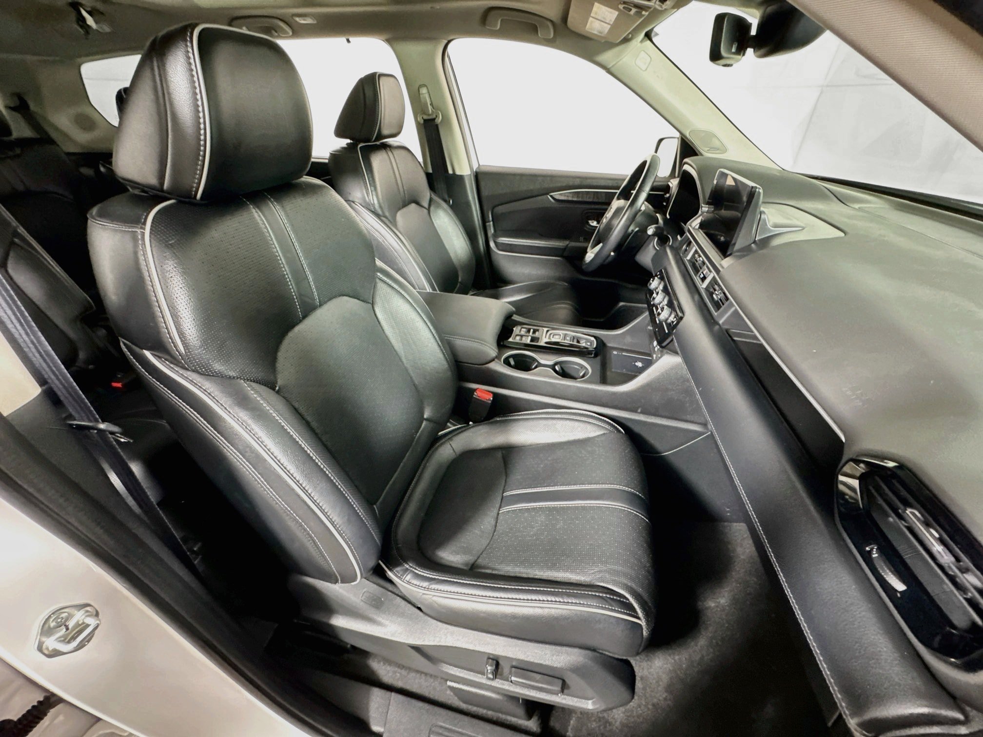 Used 2023 Honda Pilot Elite image 30