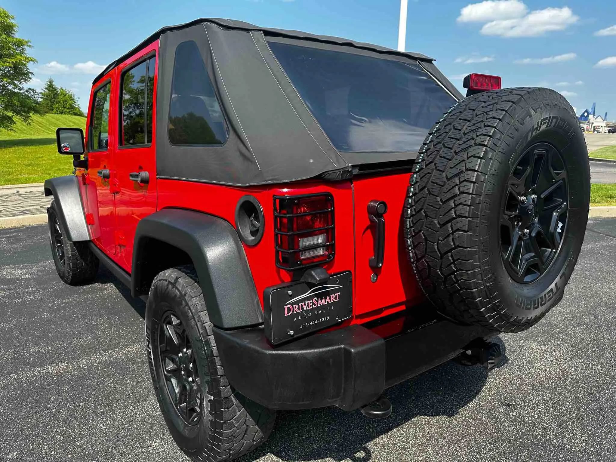Used 2017 Jeep Wrangler Unlimited Sport AWD/4WD image 10