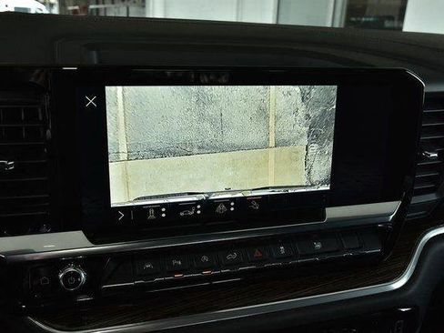 New 2025 GMC Sierra 1500 SLE w/ Preferred Package image 49