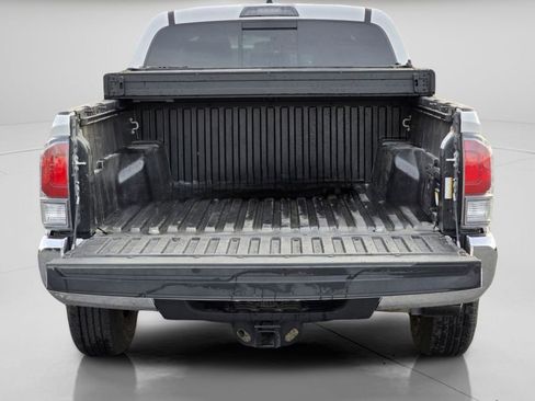 Certified 2023 Toyota Tacoma TRD Off-Road image 23