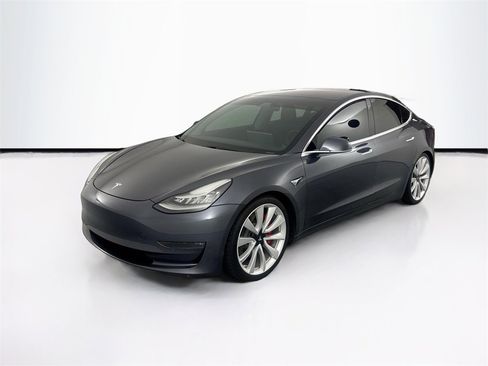 Used 2018 Tesla Model 3 Long Range image 1