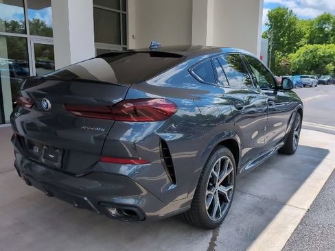Used 2022 BMW X6 xDrive40i w/ Executive Package AWD/4WD image 3