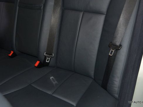 Used 2002 Mercedes-Benz E 430 Sedan image 25