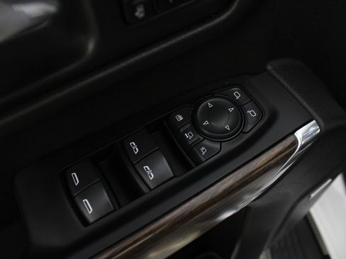 Used 2023 Chevrolet Silverado 3500 High Country AWD/4WD image 17