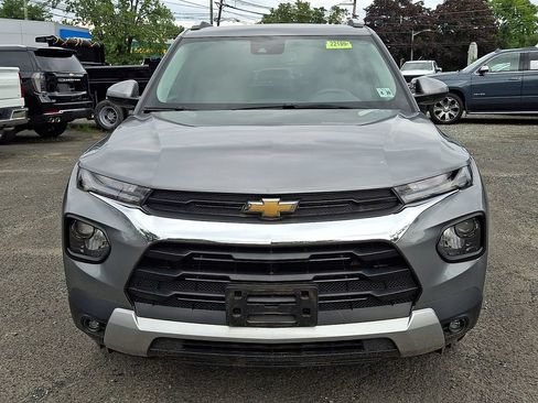 Used 2023 Chevrolet TrailBlazer LT w/ Convenience Package AWD/4WD image 2