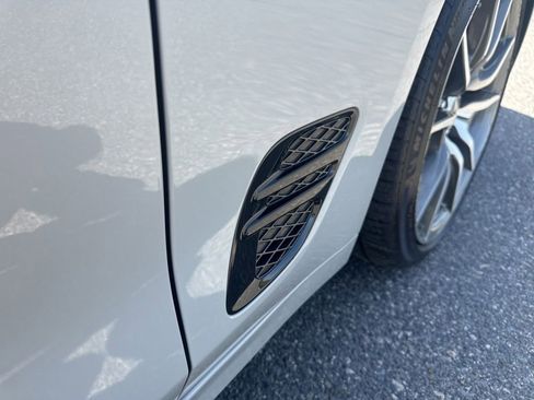 Used 2025 Genesis G70 2.5T AWD/4WD image 17