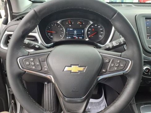 Used 2024 Chevrolet Equinox LT FWD image 8