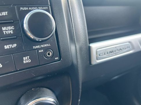 Used 2015 Jeep Compass Sport FWD image 23