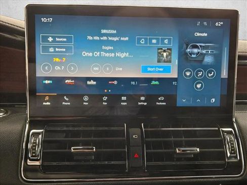 Used 2023 Lincoln Navigator Reserve image 12