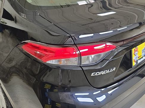 Used 2023 Toyota Corolla XLE FWD image 36