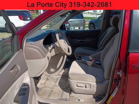 Used 2006 Toyota Sienna LE image 15