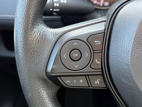 Used 2024 Toyota RAV4 XLE image 24