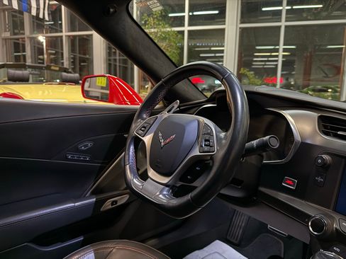 Used 2017 Chevrolet Corvette Stingray Z51 image 28
