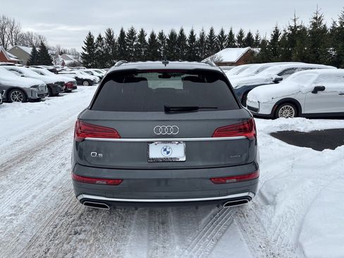 Used 2022 Audi Q5 2.0T Premium w/ Convenience Package image 5
