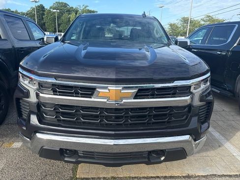Used 2023 Chevrolet Silverado 1500 LT AWD/4WD image 6