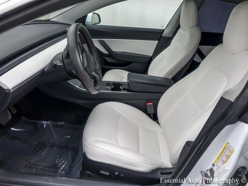 Used 2020 Tesla Model 3 Standard Range Plus image 6