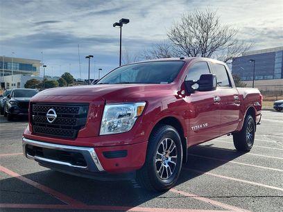 Used 2020 Nissan Titan SV w/ SV Convenience Package