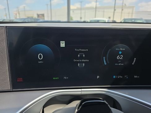 New 2026 Hyundai Ioniq 9 SEL image 25