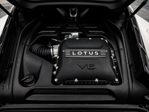 New 2026 Lotus Emira RWD image 3