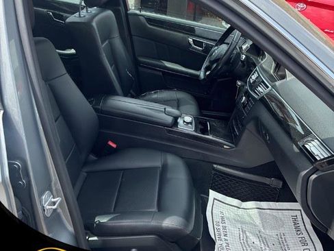 Used 2011 Mercedes-Benz E 350 4MATIC Sedan image 13