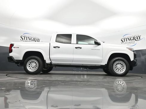 Used 2023 Chevrolet Colorado W/T AWD/4WD image 36