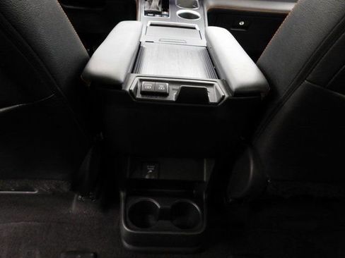 Used 2021 Toyota Sienna XSE w/ XSE Plus Package image 27