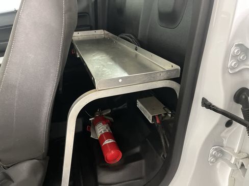 Used 2022 Chevrolet Colorado LT w/ Fleet Safety Package image 27