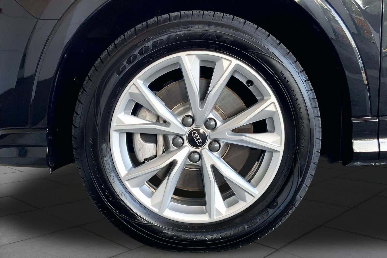 Used 2025 Audi Q3 2.0T Premium AWD/4WD image 11