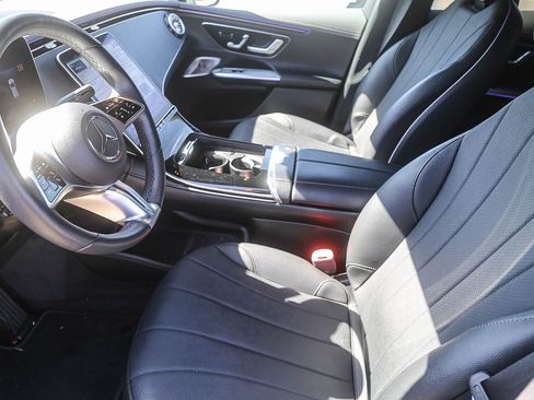 Used 2023 Mercedes-Benz EQE 350+ 4MATIC SUV image 5