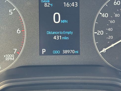 Used 2024 Toyota Corolla LE FWD image 26