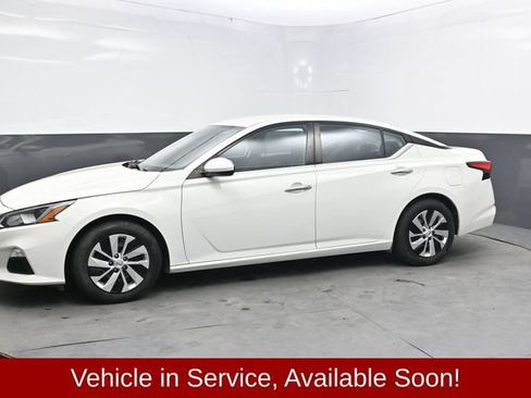 Used 2021 Nissan Altima 2.5 S FWD image 3