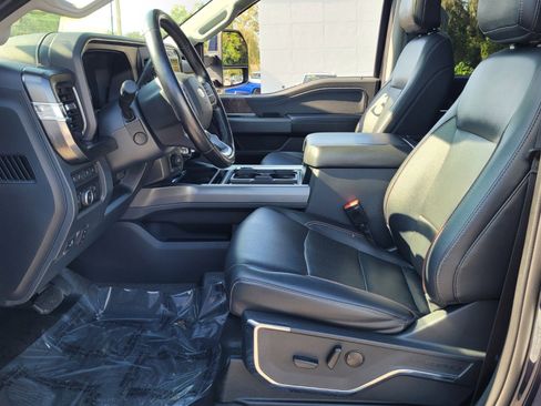 Used 2023 Ford F350 Lariat w/ Lariat Ultimate Package image 11