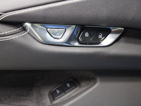 Used 2021 Chevrolet Corvette Stingray Preferred Cpe w/ Battery Protection Package image 14