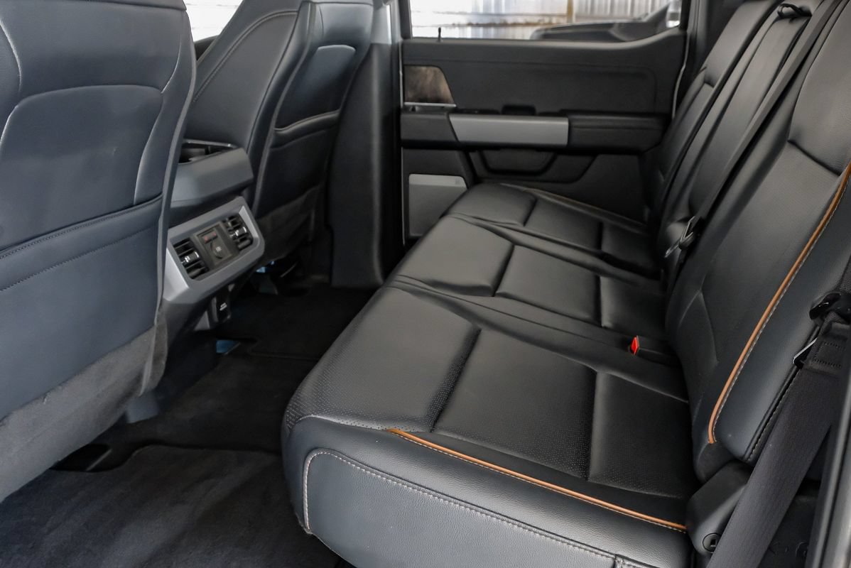 Used 2025 Ford F250 Lariat AWD/4WD image 38