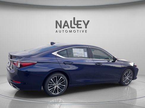 New 2025 Lexus ES 350 w/ Premium Package image 4