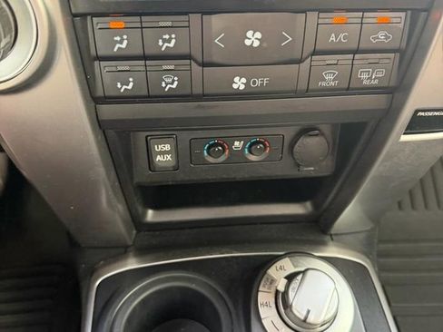 Used 2017 Toyota 4Runner Limited AWD/4WD image 17