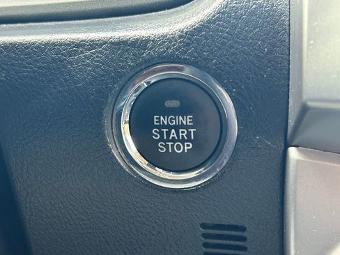 Used 2019 Toyota 4Runner Limited image 29