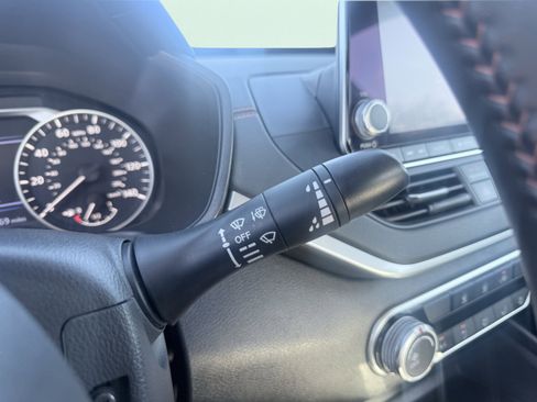 Used 2022 Nissan Altima 2.5 SR image 62