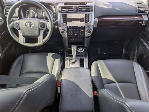 Used 2022 Toyota 4Runner Limited AWD/4WD image 33