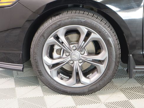 Used 2023 Honda Accord EX image 18